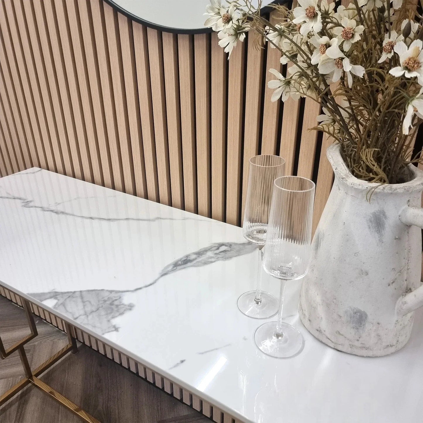 Luxury Nori Art Deco Design Gold Console Table With 120x40cm Polar White Stone Top